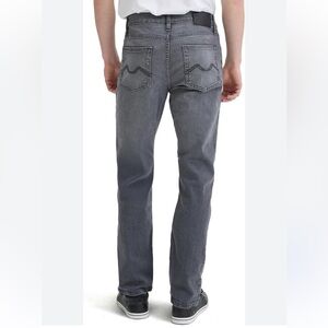 4 pairs Classic Gray Straight-Leg Men's Jeans 34/33  for All 4 pairs $30.